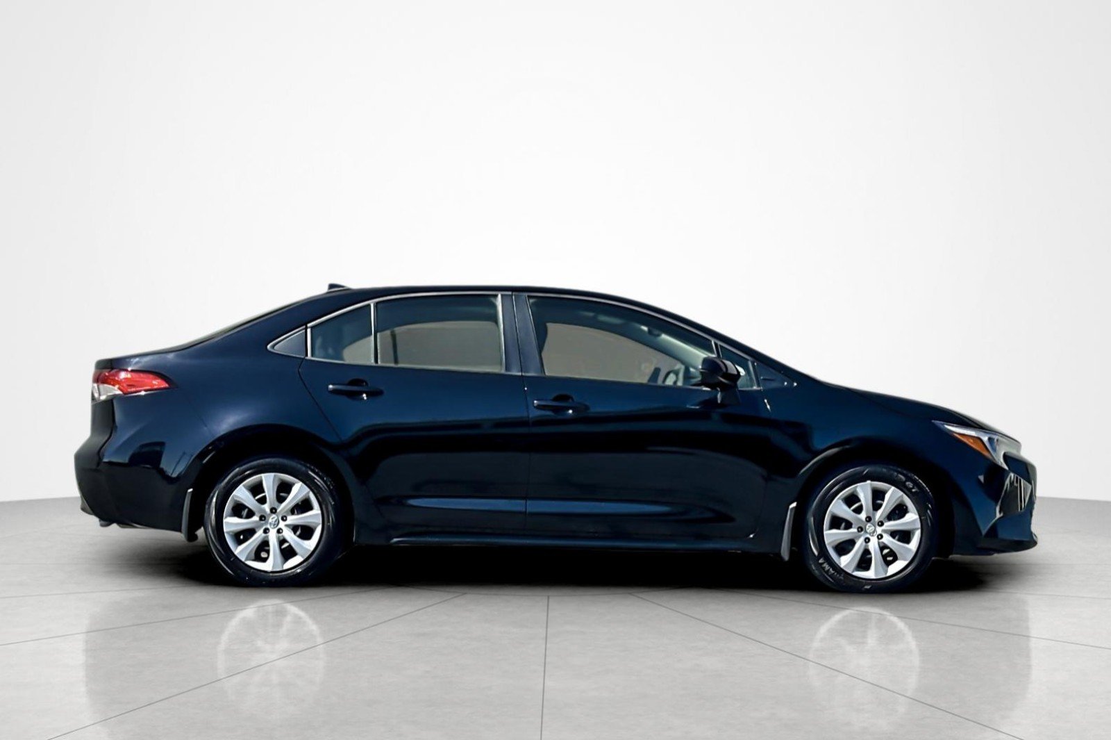Certified Used 2026 MIDNIGHT BLACK Toyota Hybrid LE image 6