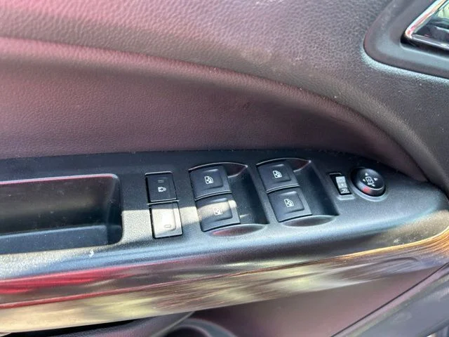 Used 2019 White GMC Denali image 13
