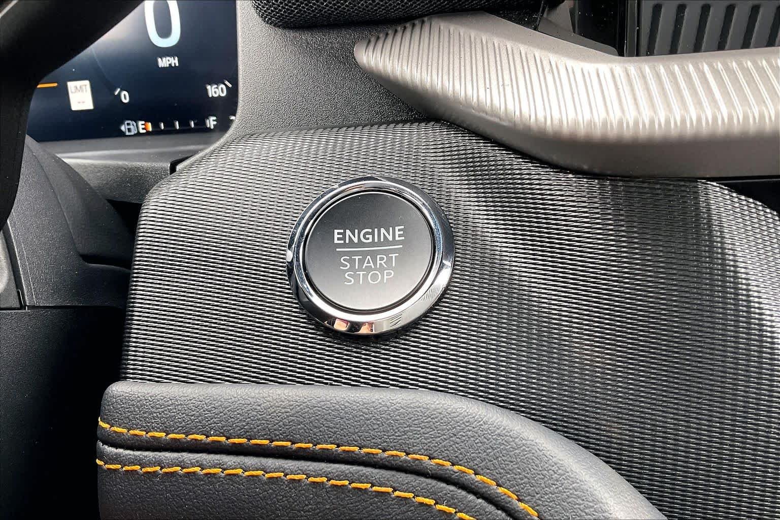 New 2026 Space White Metallic Ford Tremor® image 18