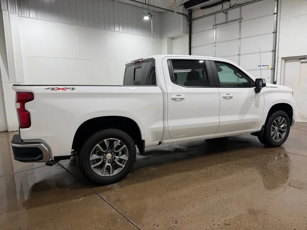 2026 Chevrolet Silverado 1500 LT - Photo 6