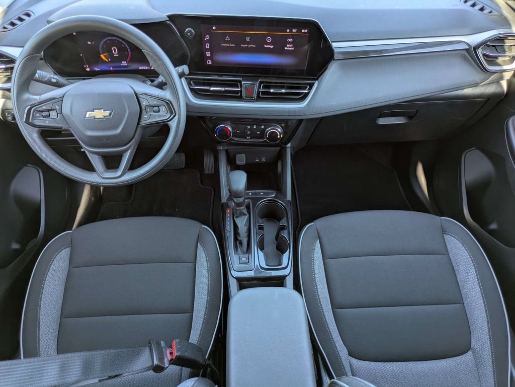 Used 2025 Red Chevrolet LT image 17