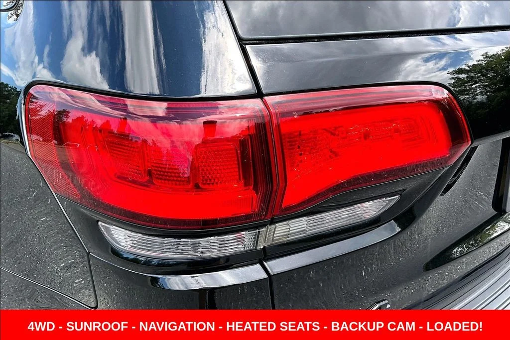 Used 2020 Black Jeep Altitude image 22