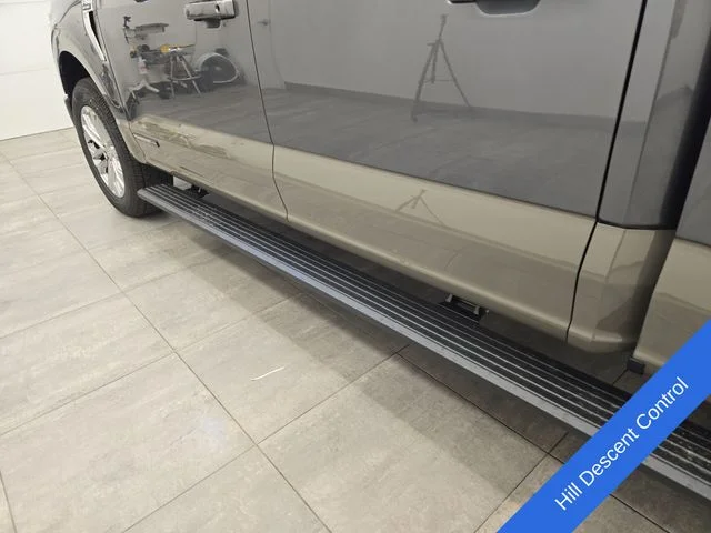 New 2026 Carbonized Gray Metallic Ford King Ranch® image 23