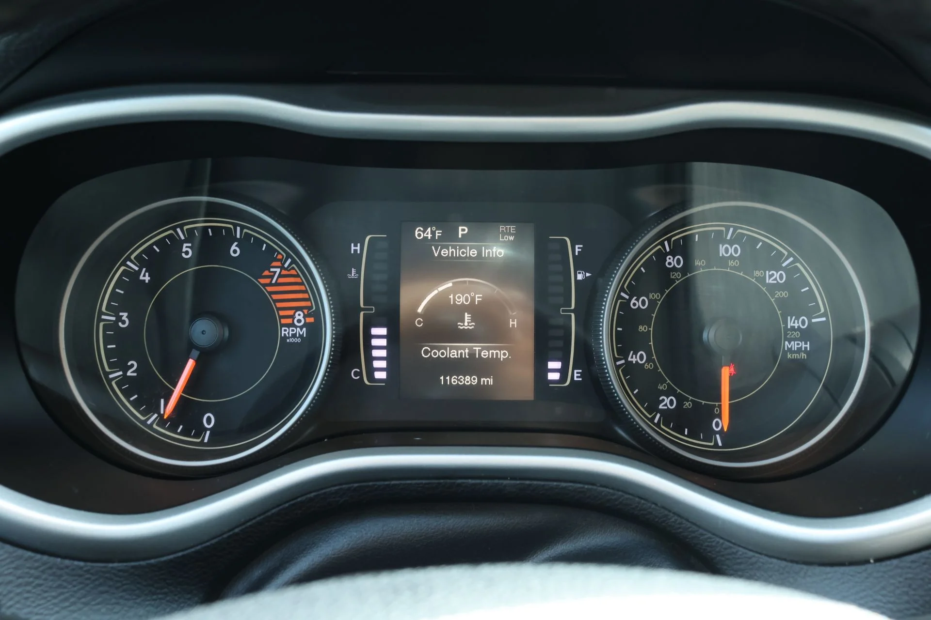 Used 2018 Gray Jeep Latitude Plus image 12