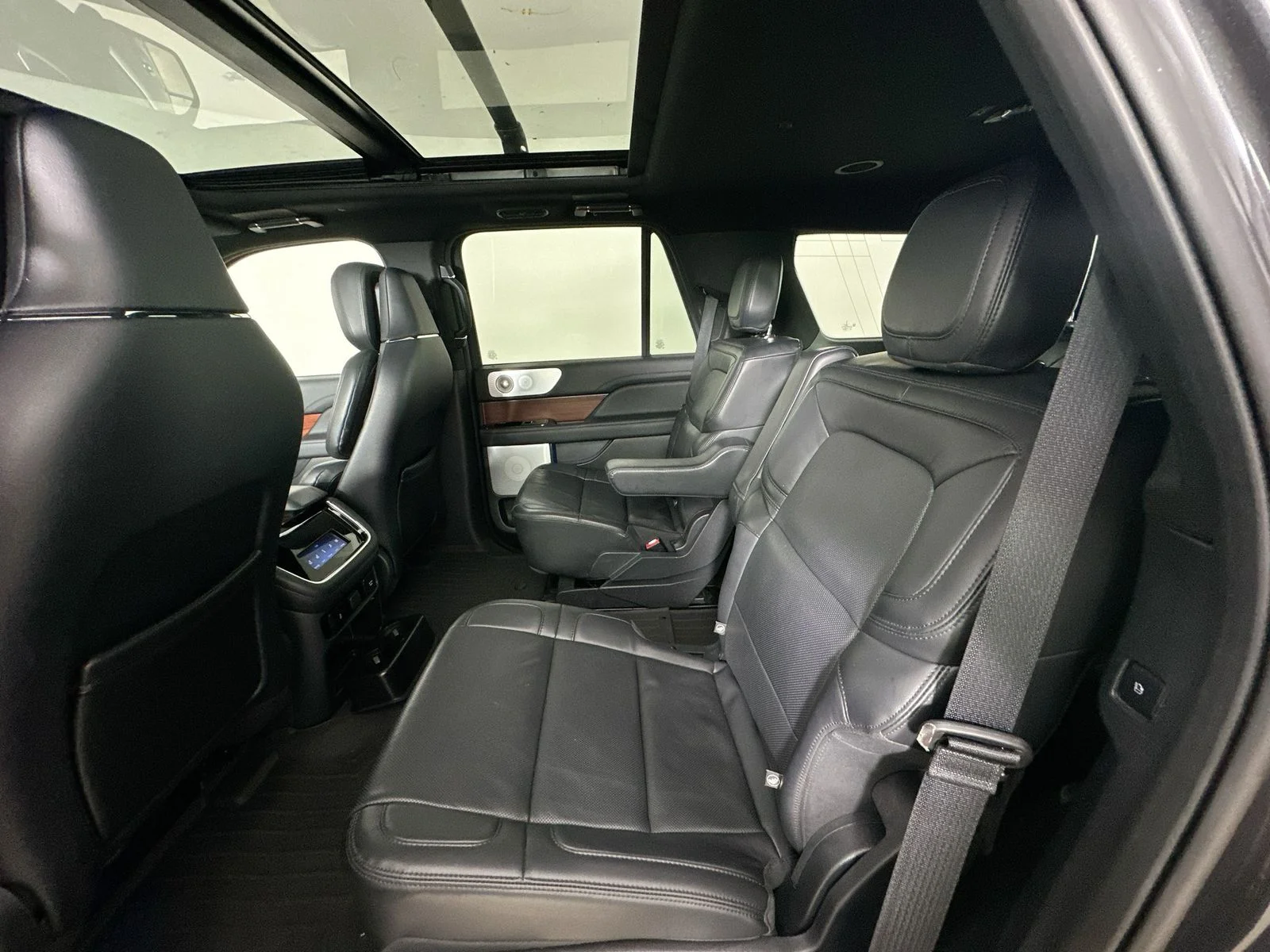 Used 2023 Gray Lincoln  image 39