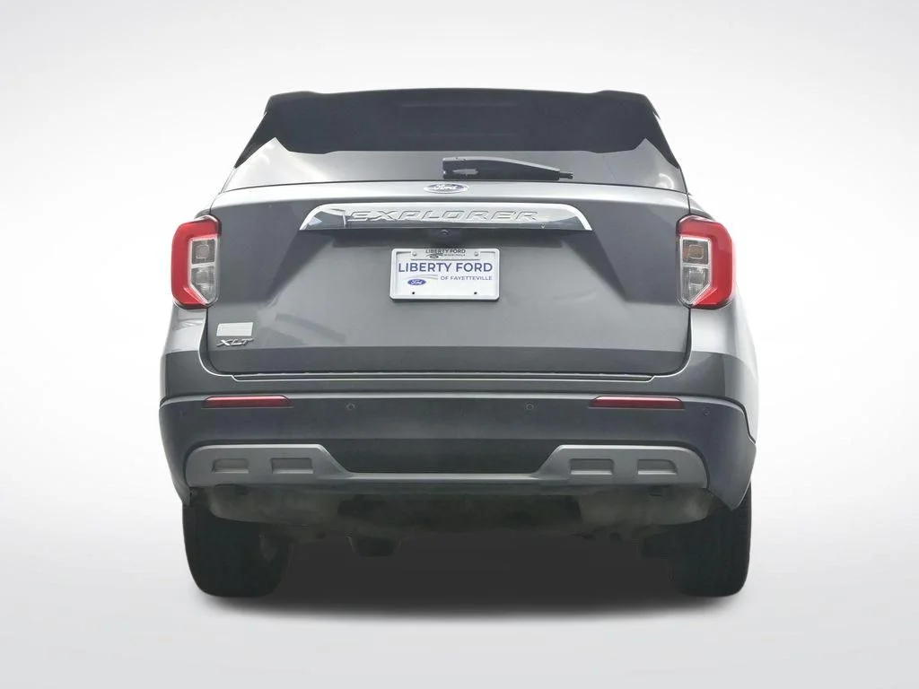 Used 2022 Carbonized Gray Metallic Ford XLT image 38