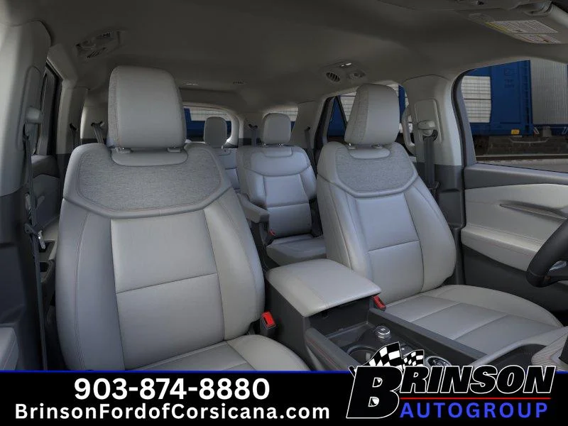 New 2026 Vapor Blue Metallic Ford Active image 10