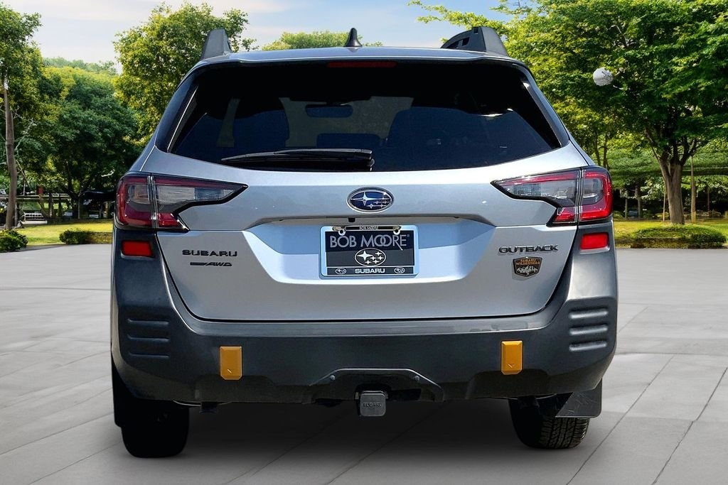 Used 2025 Silver Subaru Wilderness image 5