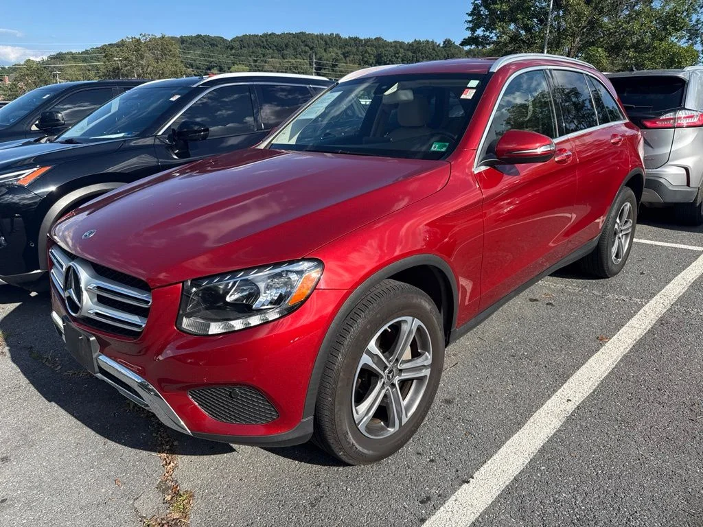 Used 2019 Red Mercedes-Benz GLC 300 image 2