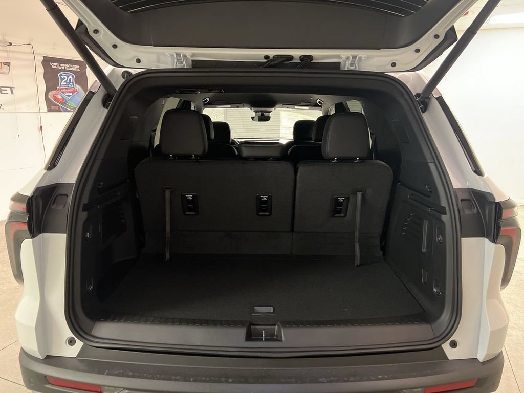 2026 Chevrolet Traverse LT - Photo 24