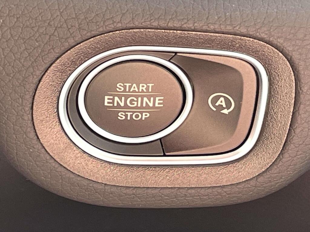 New 2026 Selenite Grey Metallic Mercedes-Benz GLE 450 image 38