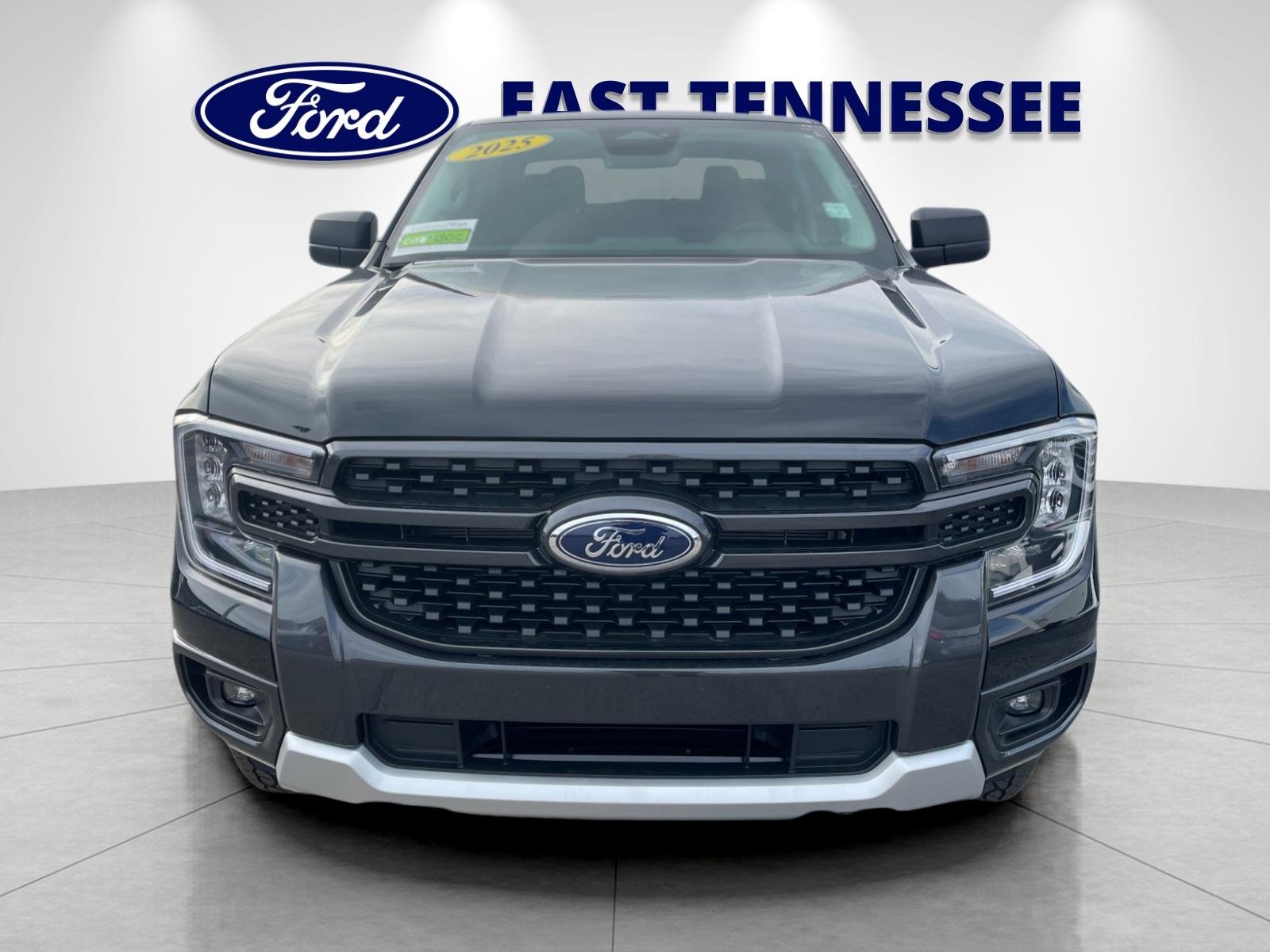 New 2025 Shadow Black Ford XLT image 8