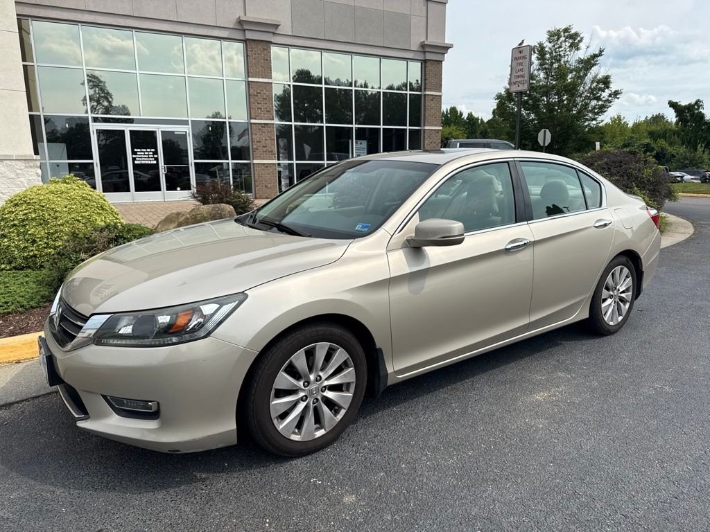 Used 2013 Gold Honda EX-L image 4
