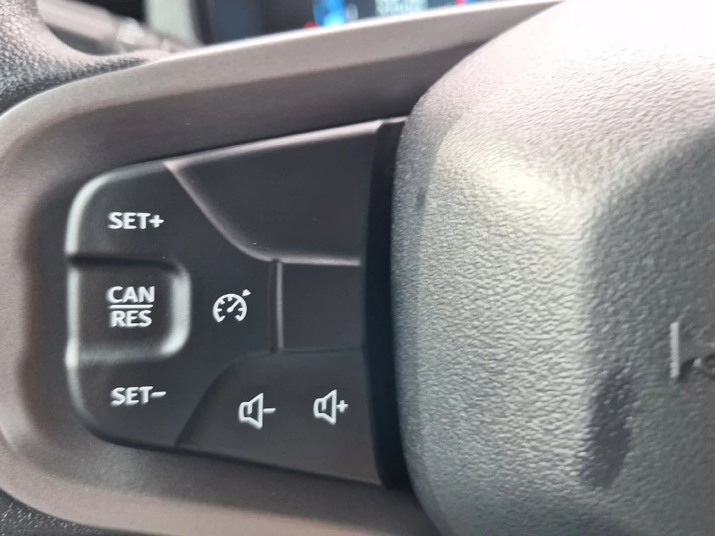 Used 2025 Oxford White Ford Base image 21