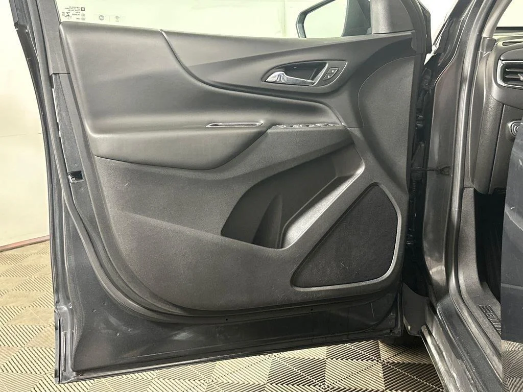 Used 2021 Nightfall Gray Metallic Chevrolet LT image 15