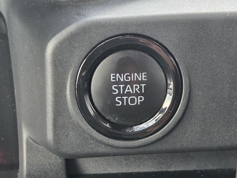 Used 2025 Black TOYOTA SR DOUBLE CAB 5