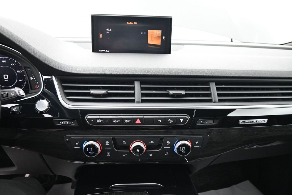 Used 2017  Audi 3.0T Premium Plus image 19