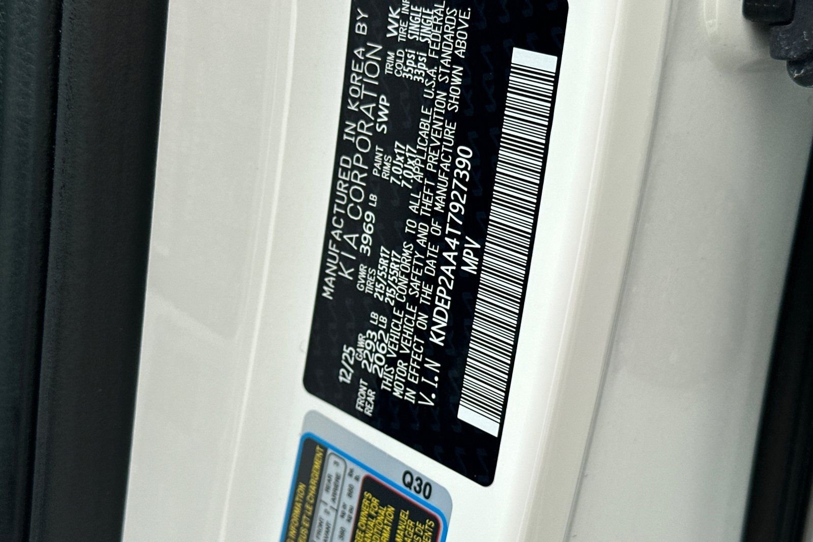 Used 2026 White Kia LX image 32