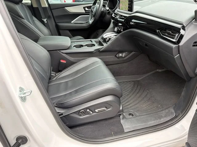 Used 2025 White Acura Technology Package image 13