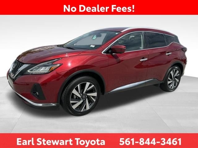 Used 2023 Red Nissan SL image 8