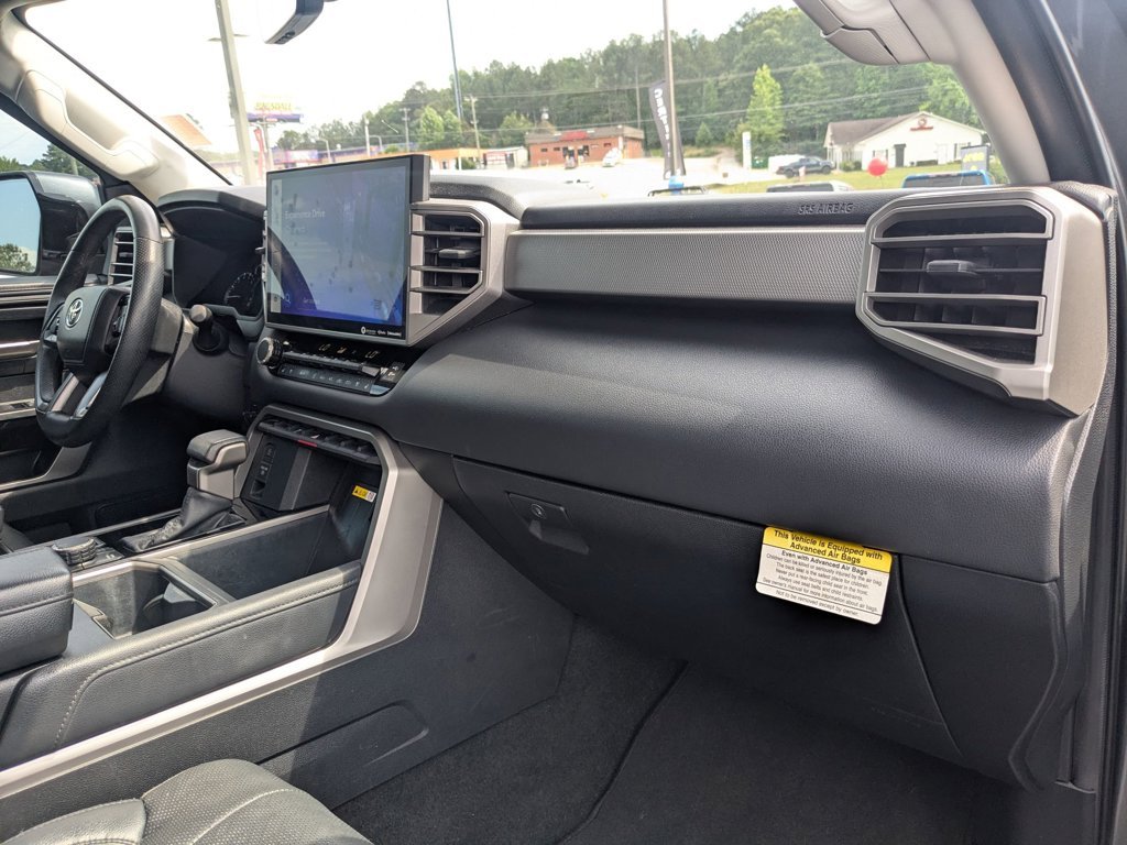 Used 2023  Toyota Limited image 26
