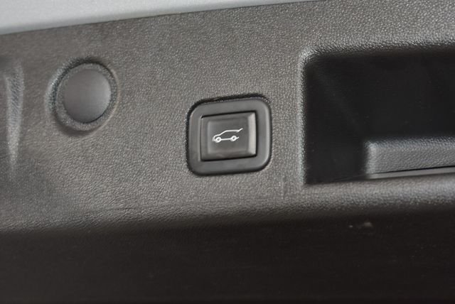 Used 2022 Silver Chevrolet RS image 25