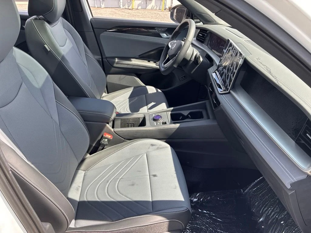 2026 Volkswagen Tiguan SE R-LINE BLACK - Photo 30