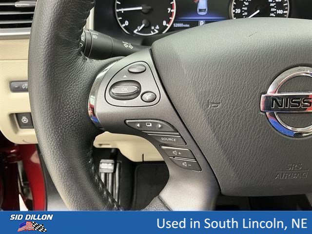 Used 2022 Scarlet Ember Tintcoat Nissan SL image 9
