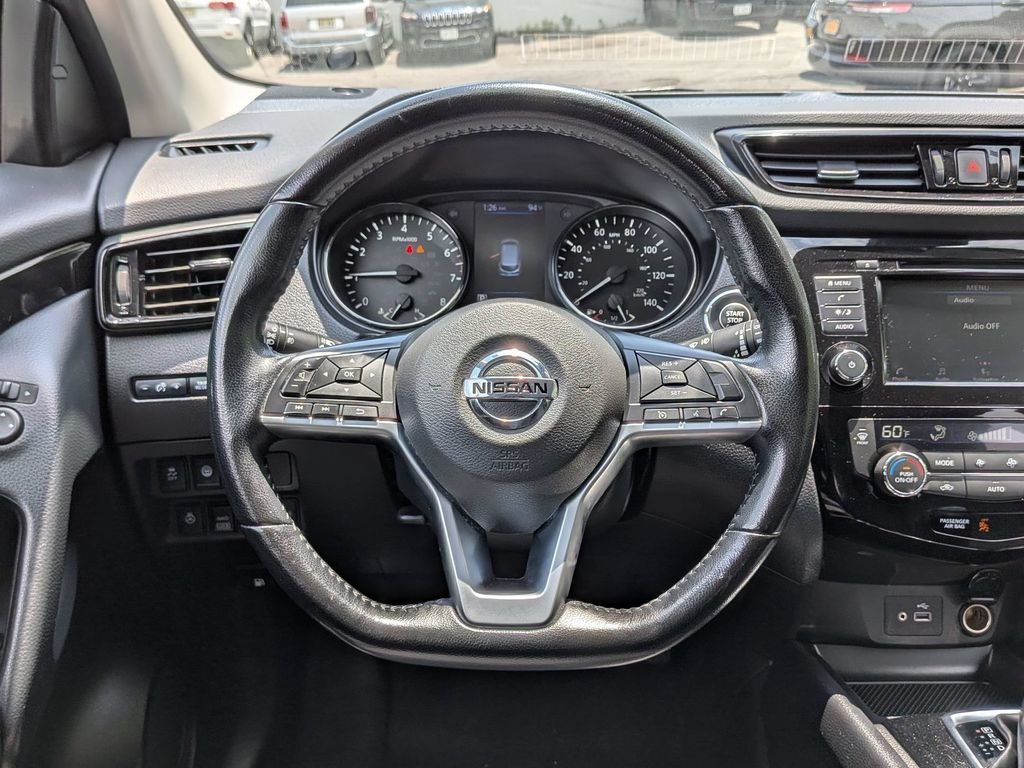 Used 2021 Gray Nissan SV image 13
