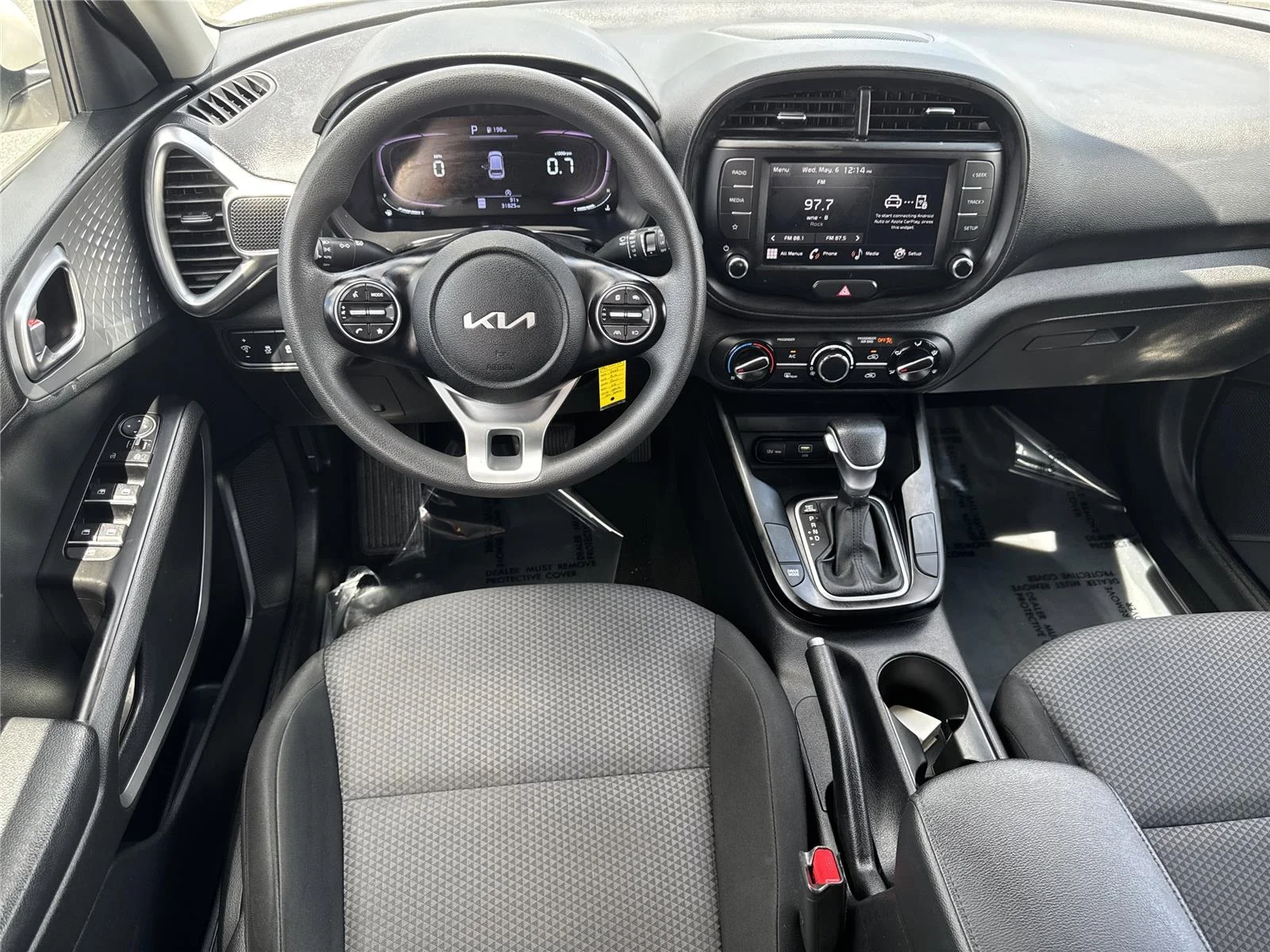 Used 2023 Snow White Pearl Kia LX image 15