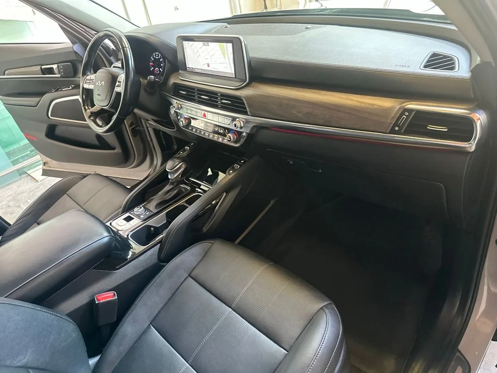 Used 2022 Gray Kia SX image 33