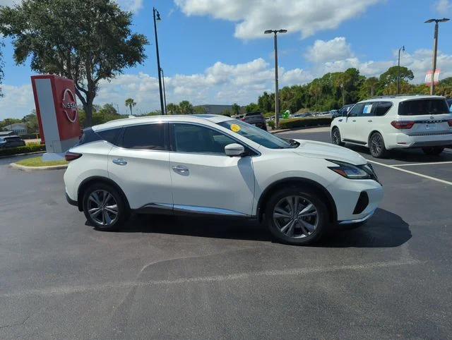Used 2019 White Nissan Platinum image 2