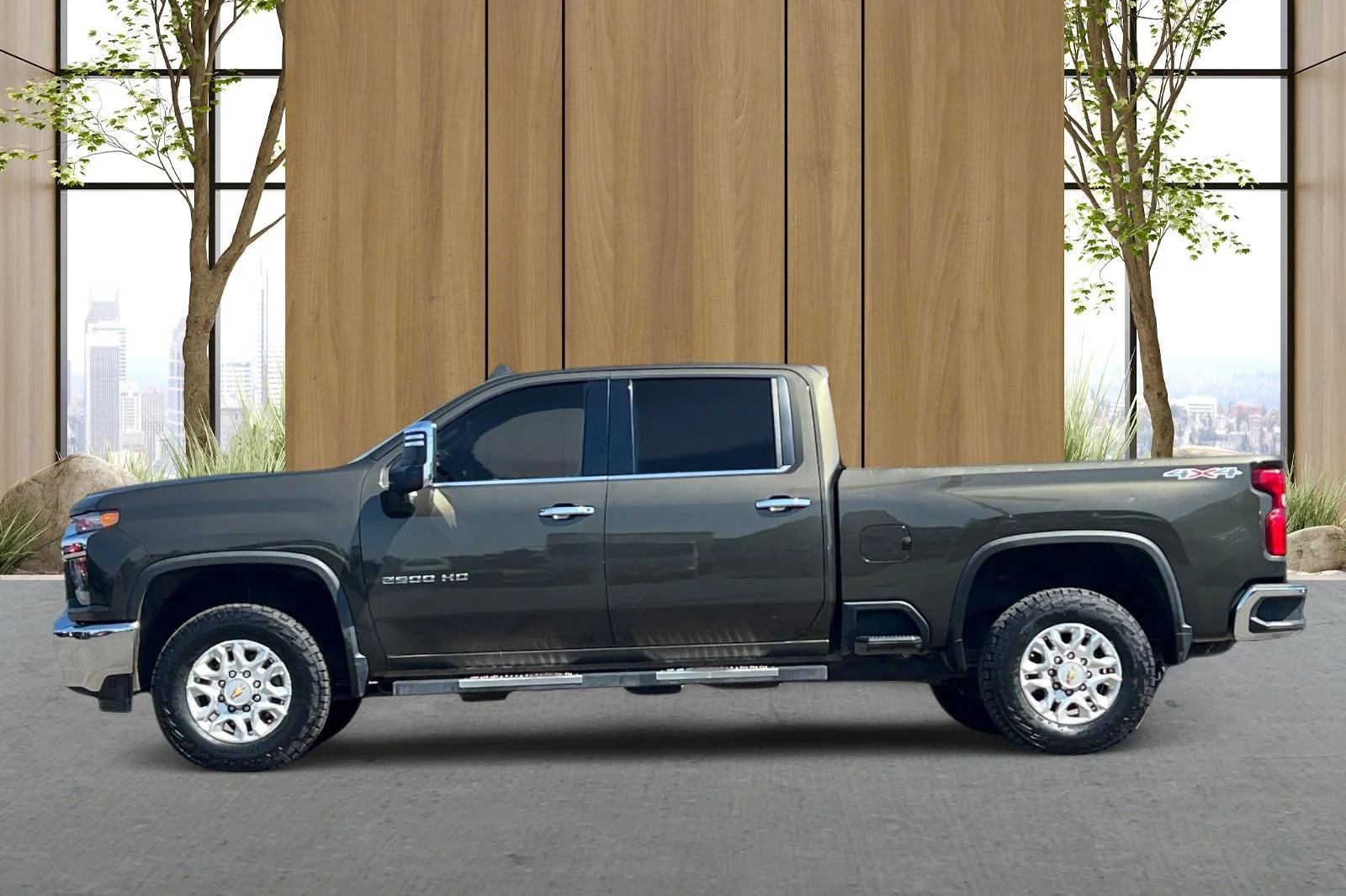 Used 2022 Green Chevrolet LTZ image 7