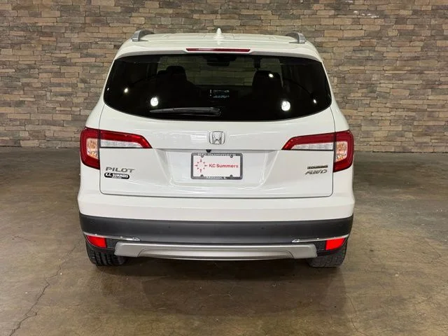 Used 2021 Platinum White Pearl Honda Touring image 7