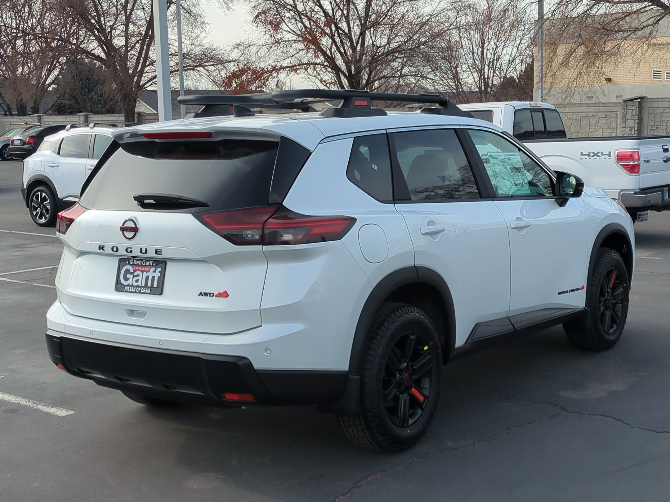 New 2026 Everest White Pearl TriCoat Nissan Rock Creek® image 3