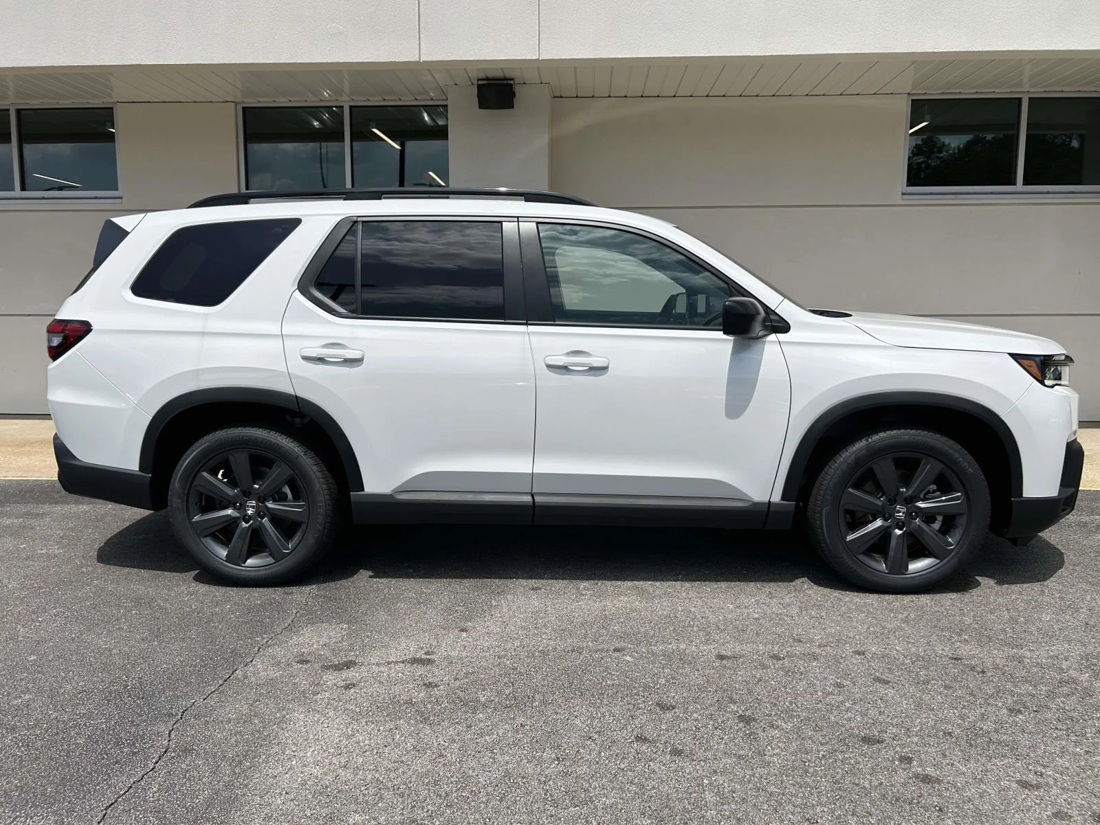 New 2026 Platinum White Pearl Honda SPORT 2WD image 2