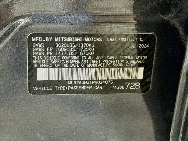 Used 2024 Graphite Gray Metallic Mitsubishi ES image 35
