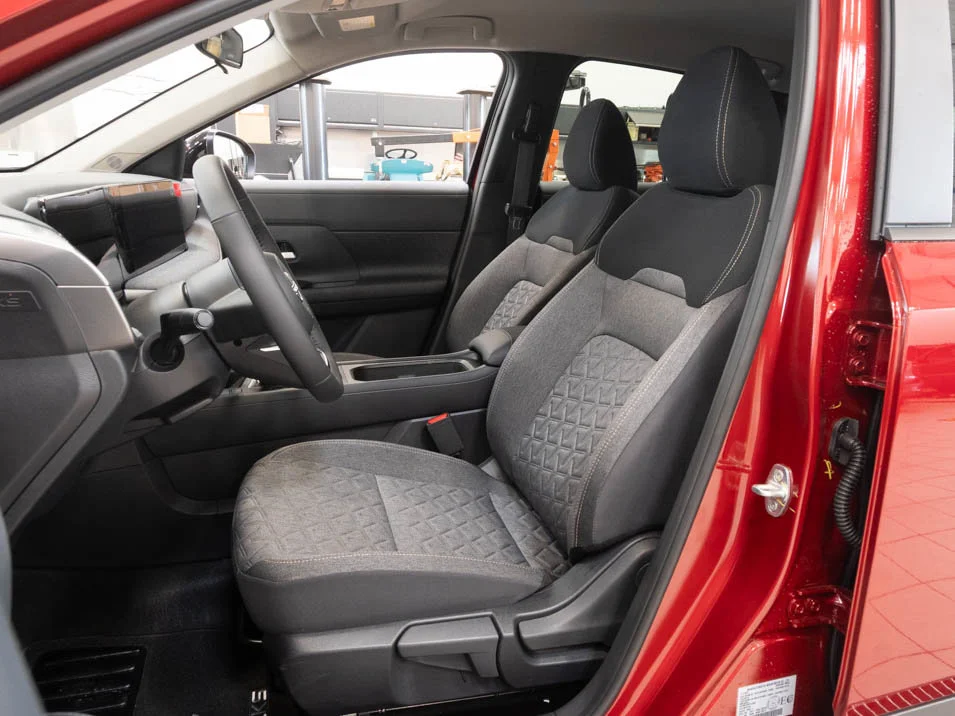 New 2026 NBL3-Scarlet Ember Nissan SV image 8