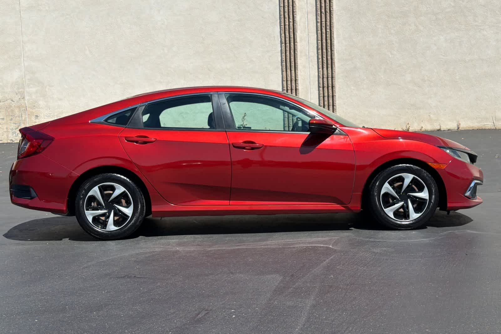 Used 2019 Molten Lava Pearl Honda LX image 6