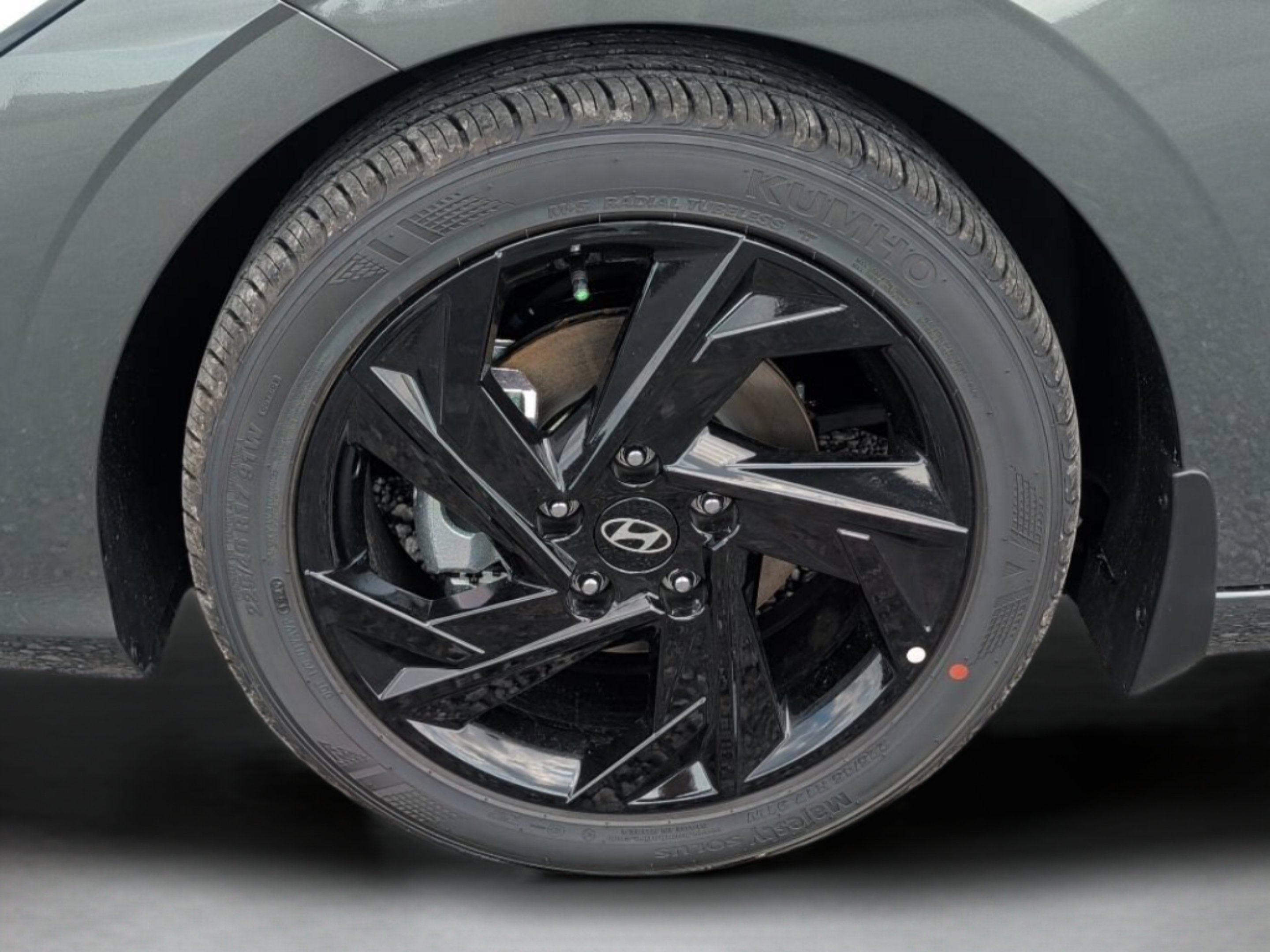 New 2026 Amazon Gray Hyundai SEL Sport Plus image 12