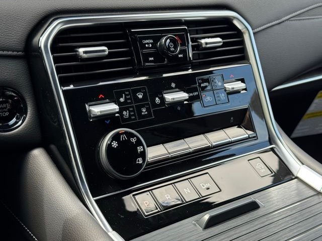 New 2026 Black Nissan Platinum image 34