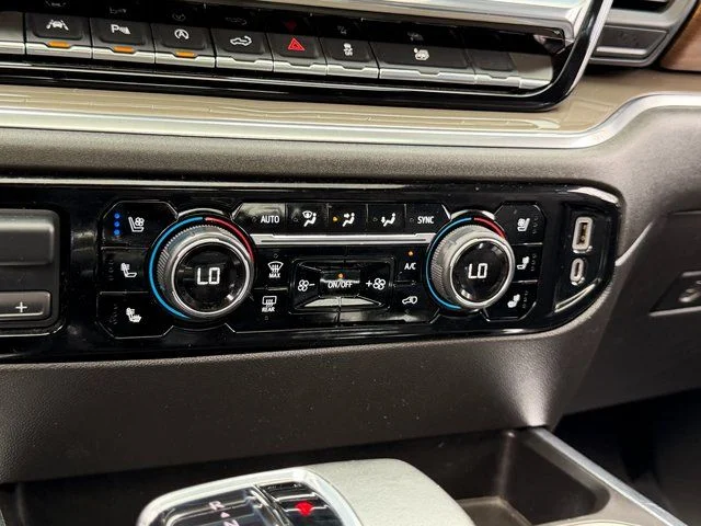 Used 2022 Glacier Blue Metallic Chevrolet High Country image 12