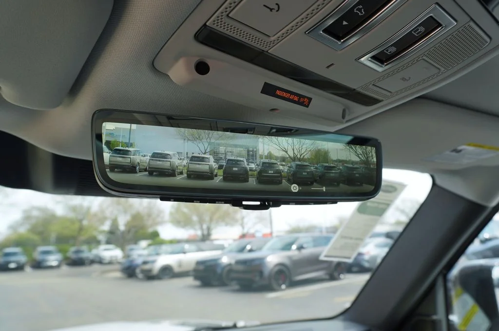 New 2026 Borasco Grey Land Rover X-Dynamic SE image 16
