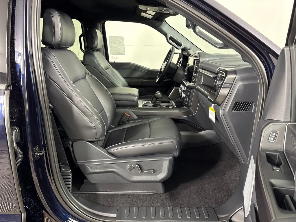 New 2026 Blue Ford Lariat image 5