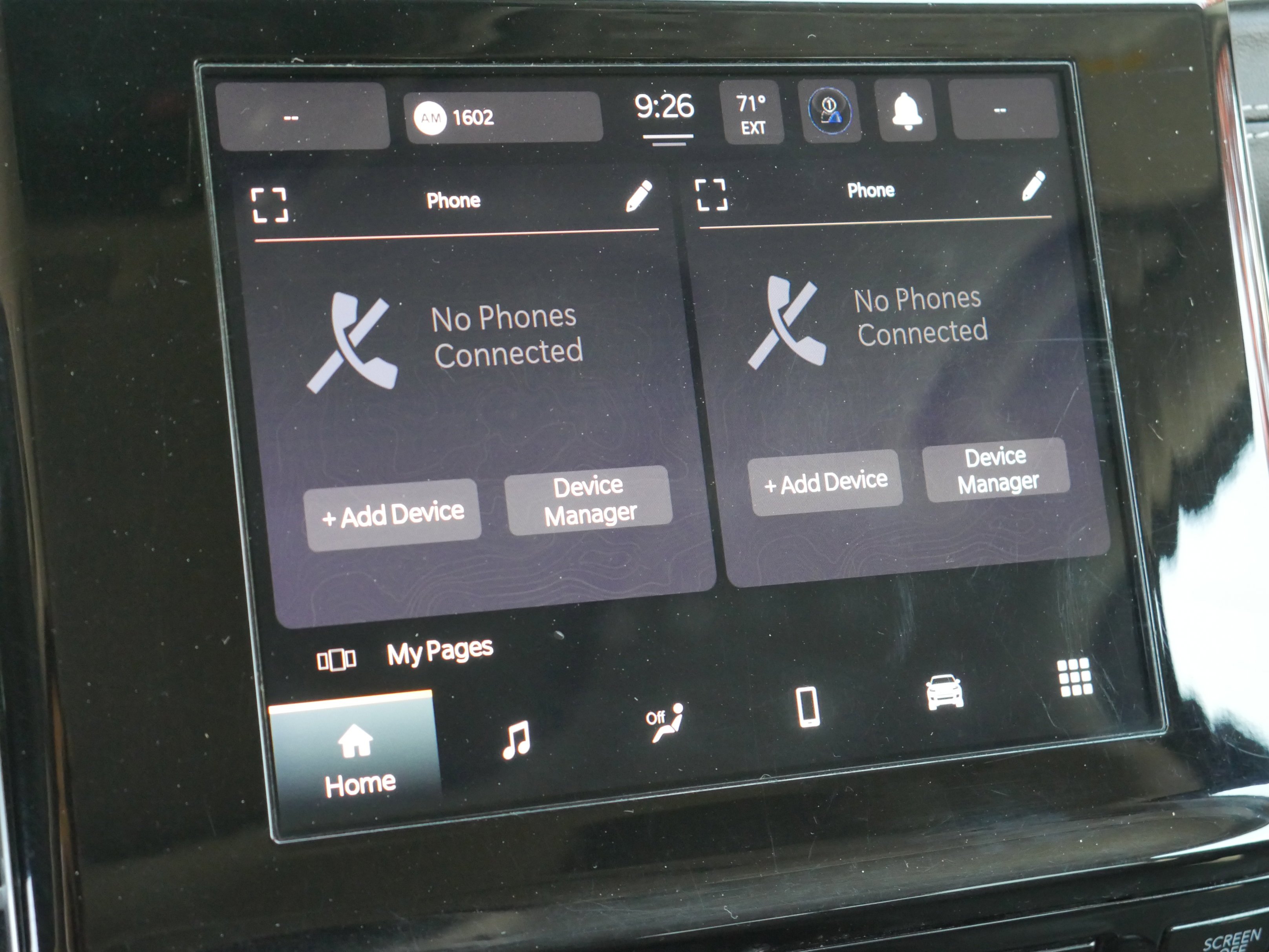 Used 2023 Bright White Clearcoat Jeep Laredo image 12