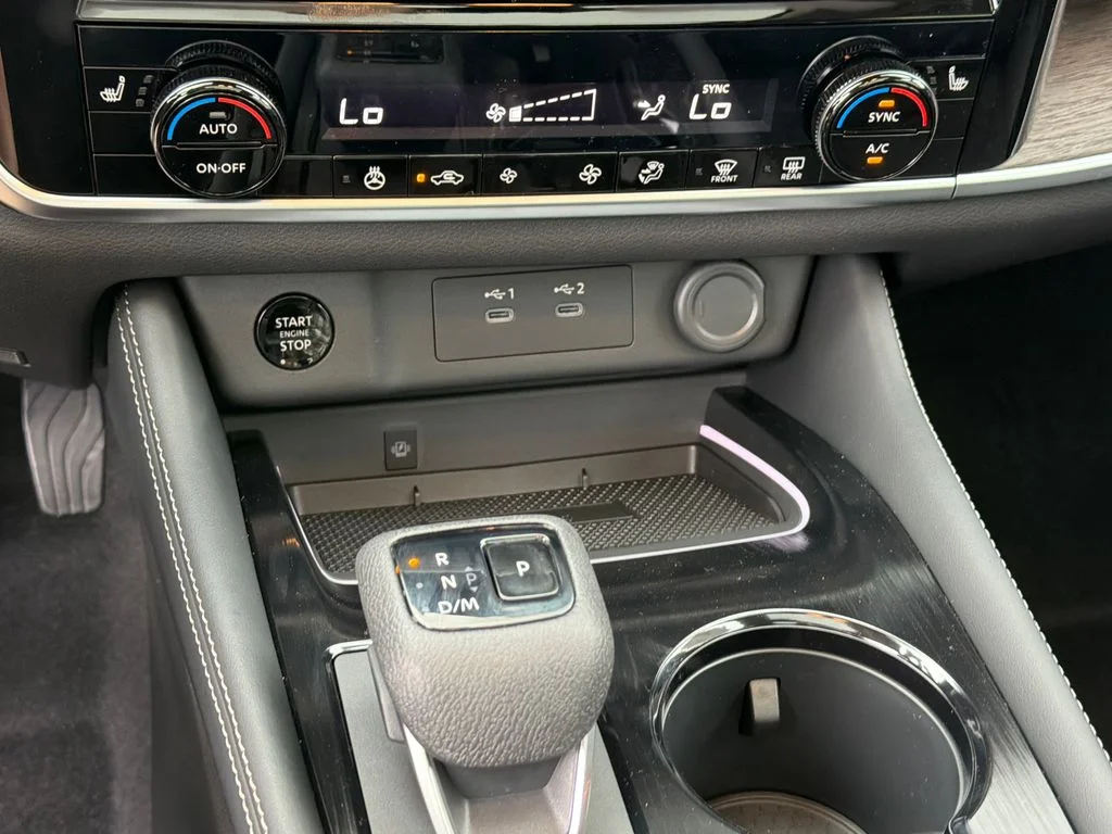 New 2026 Everest White Pearl TriCoat / Super Black Two-tone Nissan Platinum image 27