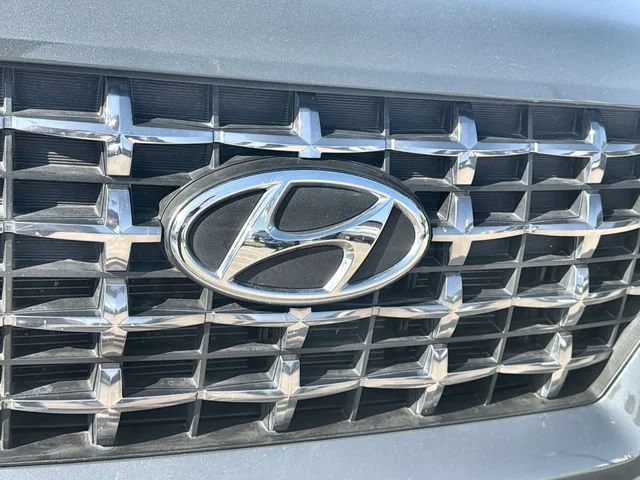 2025 Hyundai Venue SEL - Photo 29