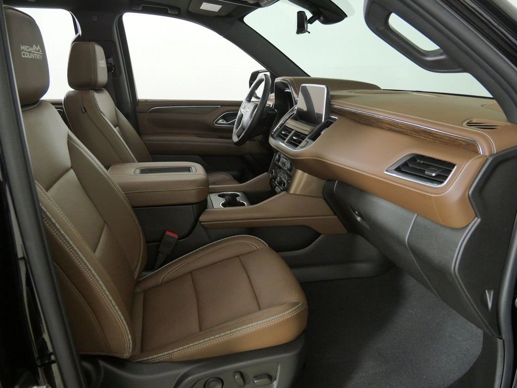 Used 2022 Black Chevrolet High Country image 19