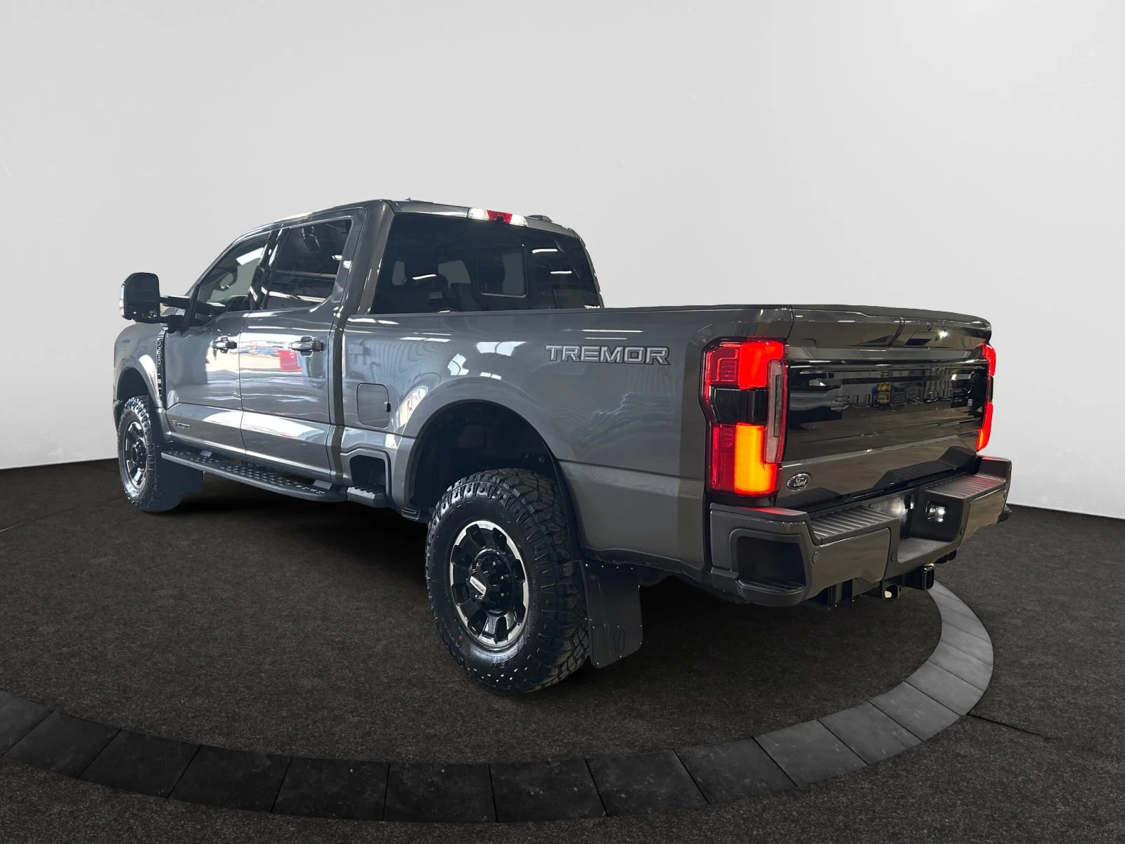 New 2026 Carbonized Grey Metallic Ford Platinum image 3