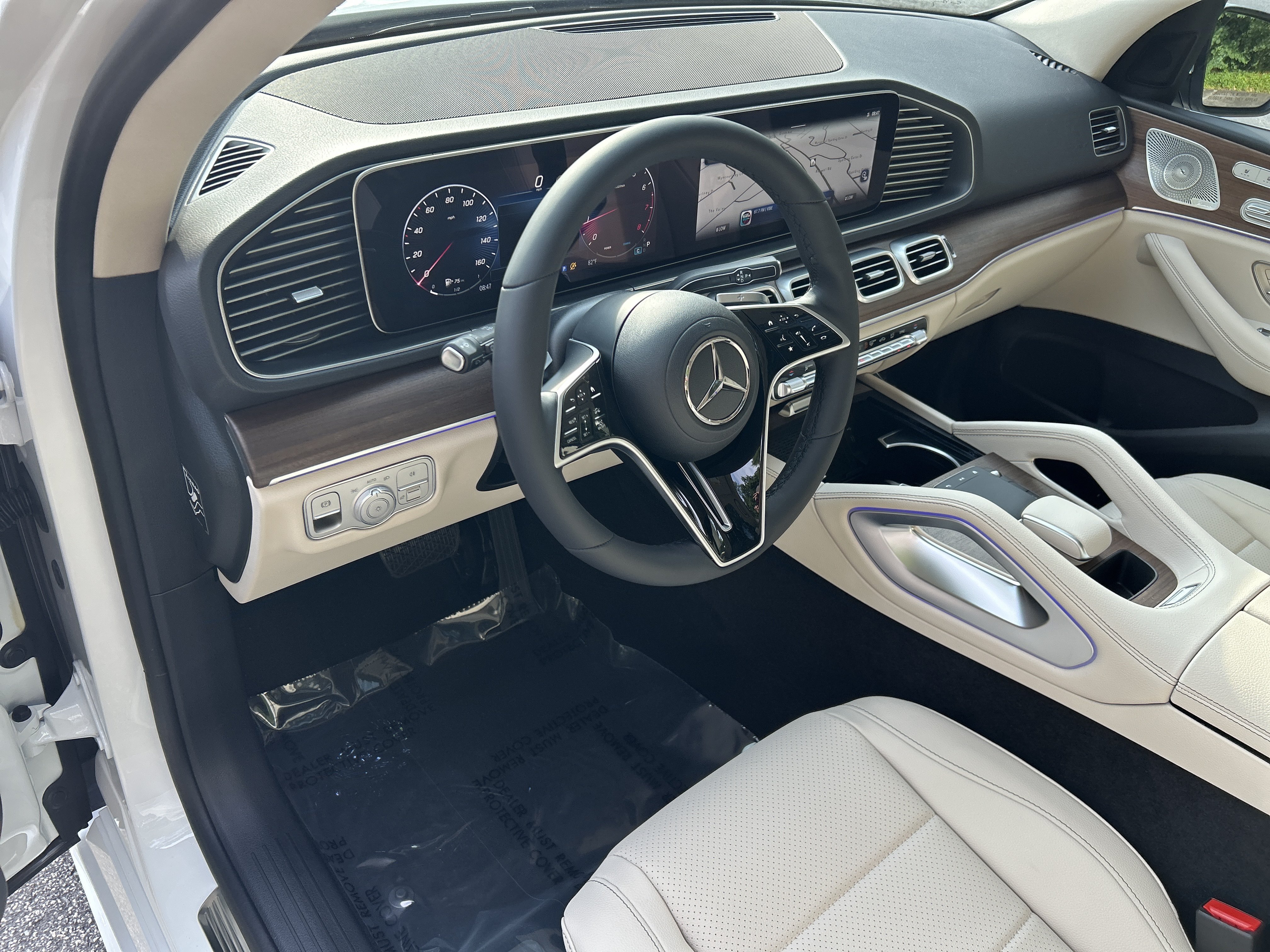 New 2026 MANUFAKTUR Moonlight White Metallic Mercedes-Benz GLE 350 4MATIC® SUV image 18